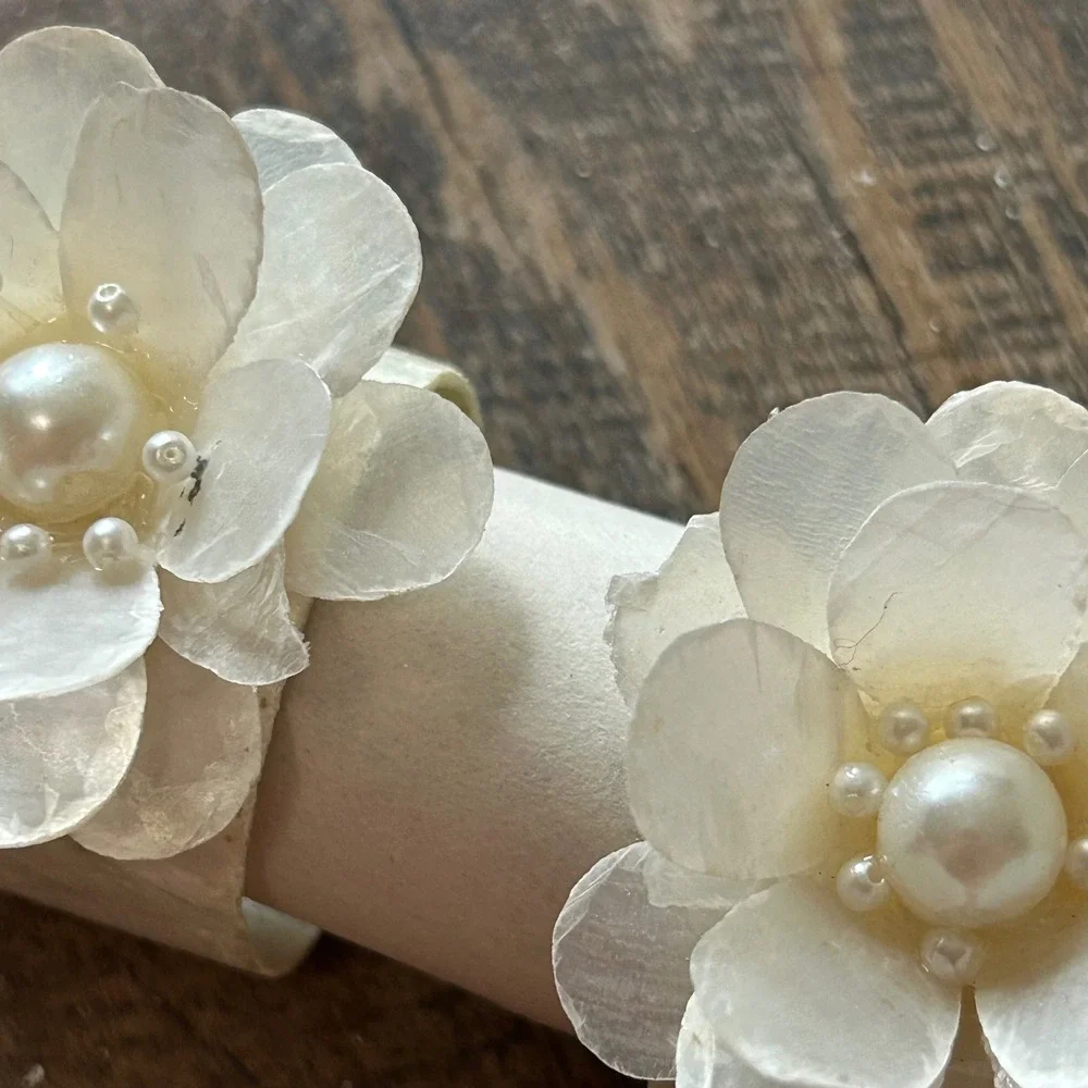 Vintage Capiz Shell Flower Napkin Rings Faux Pearl Center Cream Set of 5 Floral